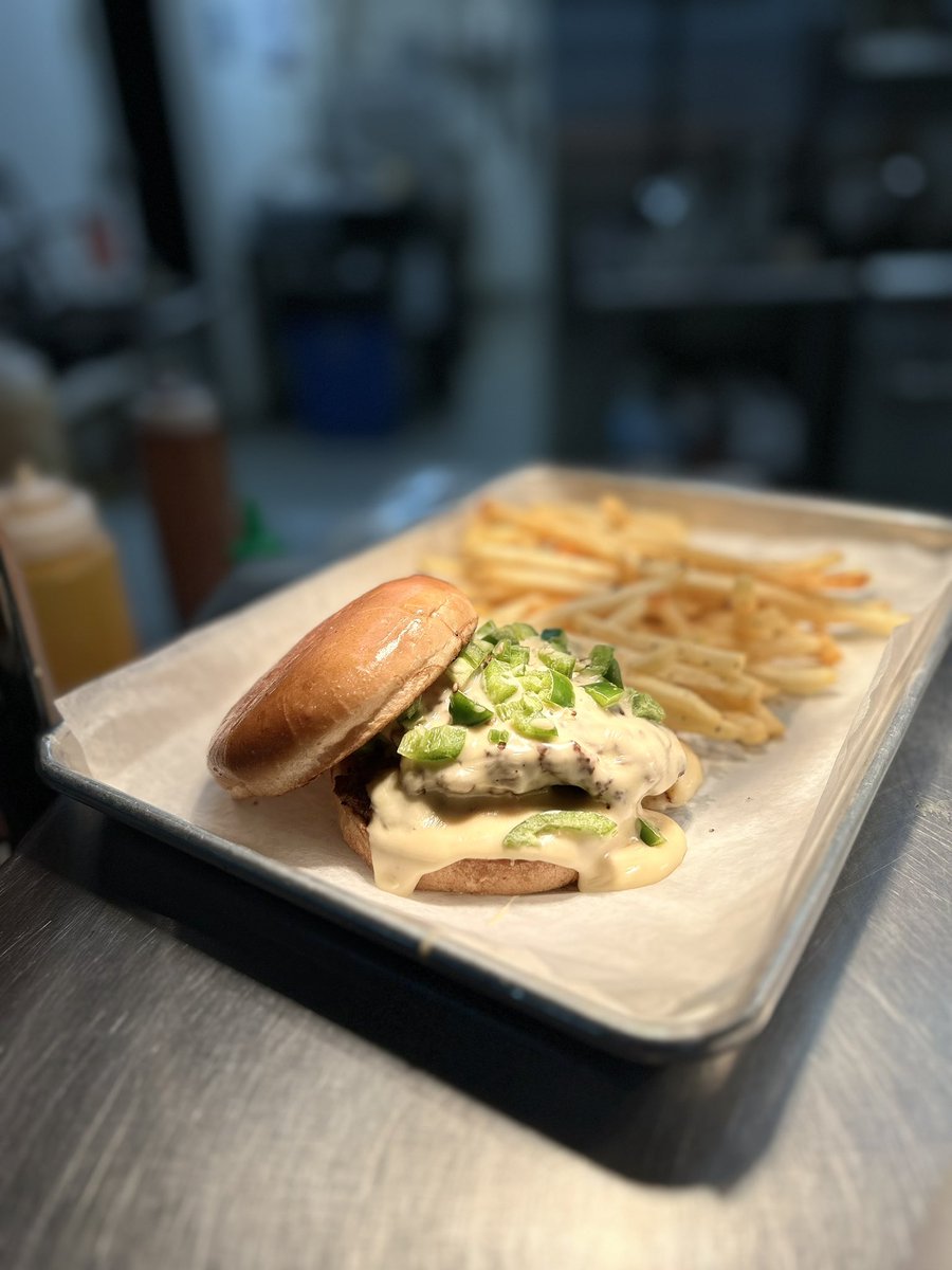 SMBbeer's tweet photo. โ๏ธ๐บ Itโs a perfect day for a Beer on the Patio! We Open for Lunch @ 11am! ๐ป
#Saturday #brewery #restaurant #food #stl #marylandheights #stcharles #crevecoeur #saintlouis #dorsett #westport #westcounty #explorestl #stlfood #stlouisfoodie https://t.co/4llruRhmqp