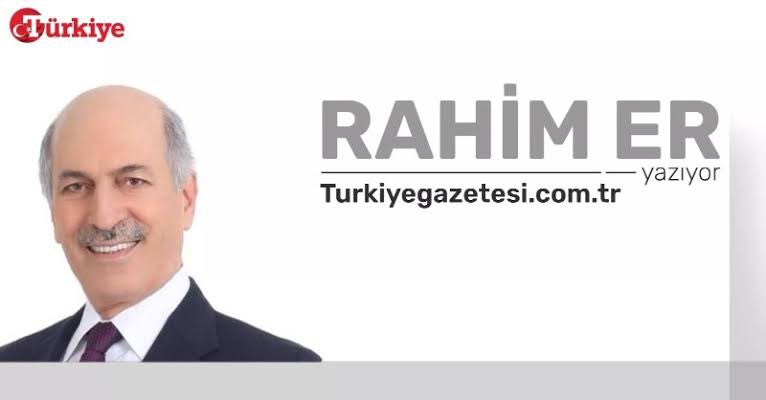 “İngiltere’nin danışıklı döğüş sonucu Anadolu’ya gemilerle taşıdığı Yunan işgal kuvvetlerini, onca darlık ve zorluğa rağmen toprak, bayrak, ezân, Kur’ân, nâmus ve İstiklâl aşkına… önüne katıp kovalayarak aynı gemilerle kaçmaya mecbur bırakan Mehmetçiğimizi rahmetle yâd ediyoruz.