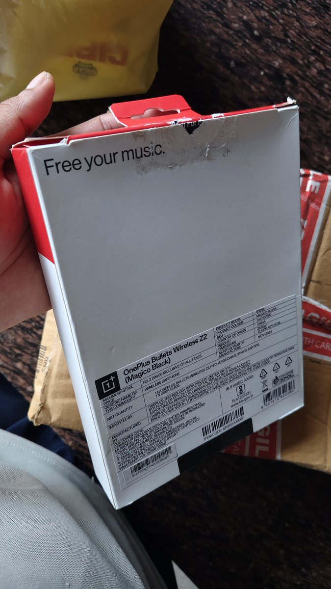 Anilsatanwar's tweet photo. and I haven't received any response Even When I tried to call the customer care team, I wasn't connected. You customer care disconnect my call ..
Please give proper response nd return this product otherwise i take action https://t.co/ntrma6NINQ