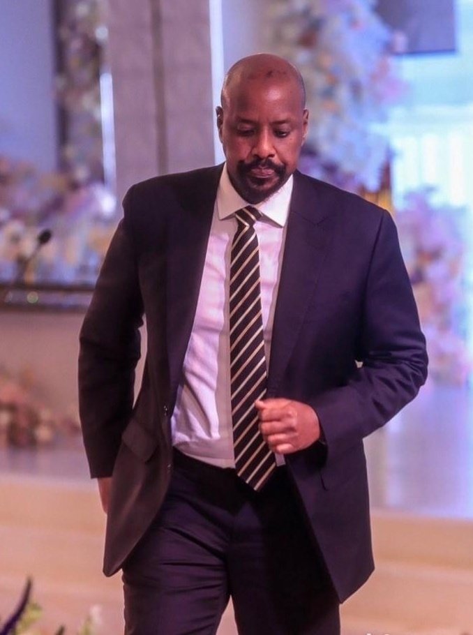 KemiKainerugaba's tweet photo. Show your support for Uganda's future leader! If you believe in Afande CDF Gen @mkainerugaba's vision and leadership as the next President after H.E. Mzee @KagutaMuseveni, drop a heart! ❤️
#LongliveMK
#UgandaFutureLeader https://t.co/y169KPqDpS