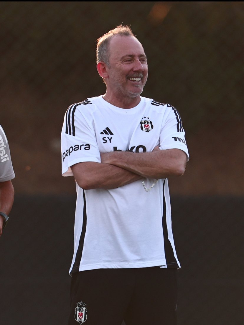 Dikkat et hoca arkanda GÜNEŞ var ☀️