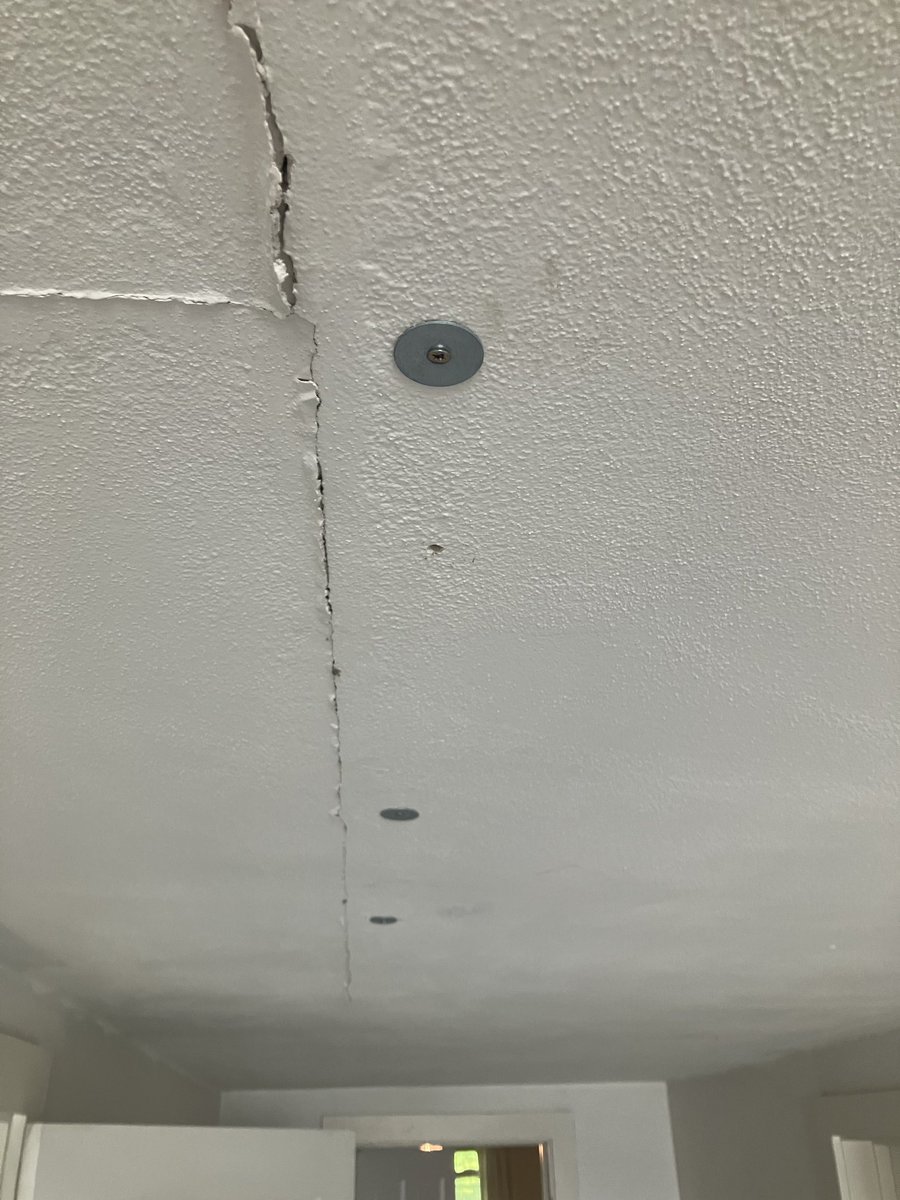 Old house. Plaster sheeting was starting to pop out. #profilicity