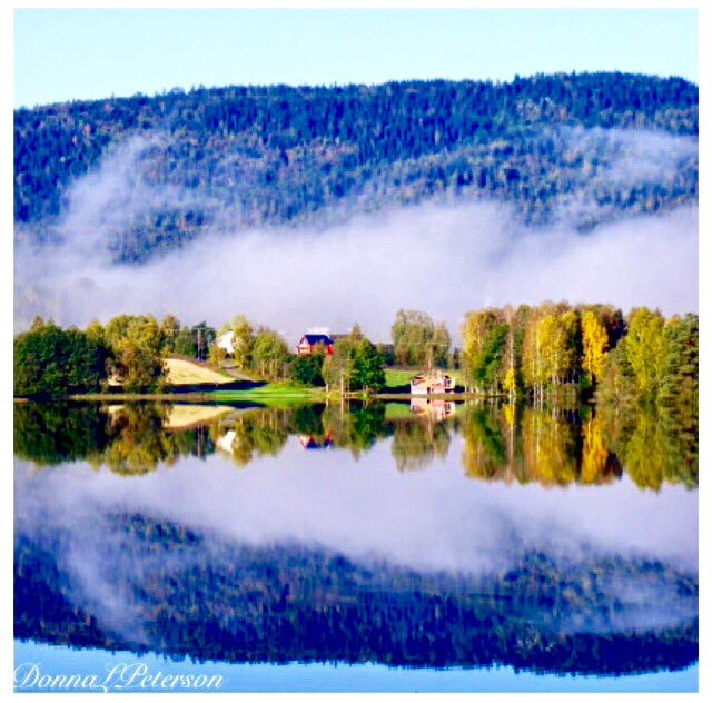 The morning mist, reflected in this composition by #photographer and children's author, Donna Lee Peterson. Follow Donna and her camera at LushLandscapes and at DonnaLPeterson1.
3-0030