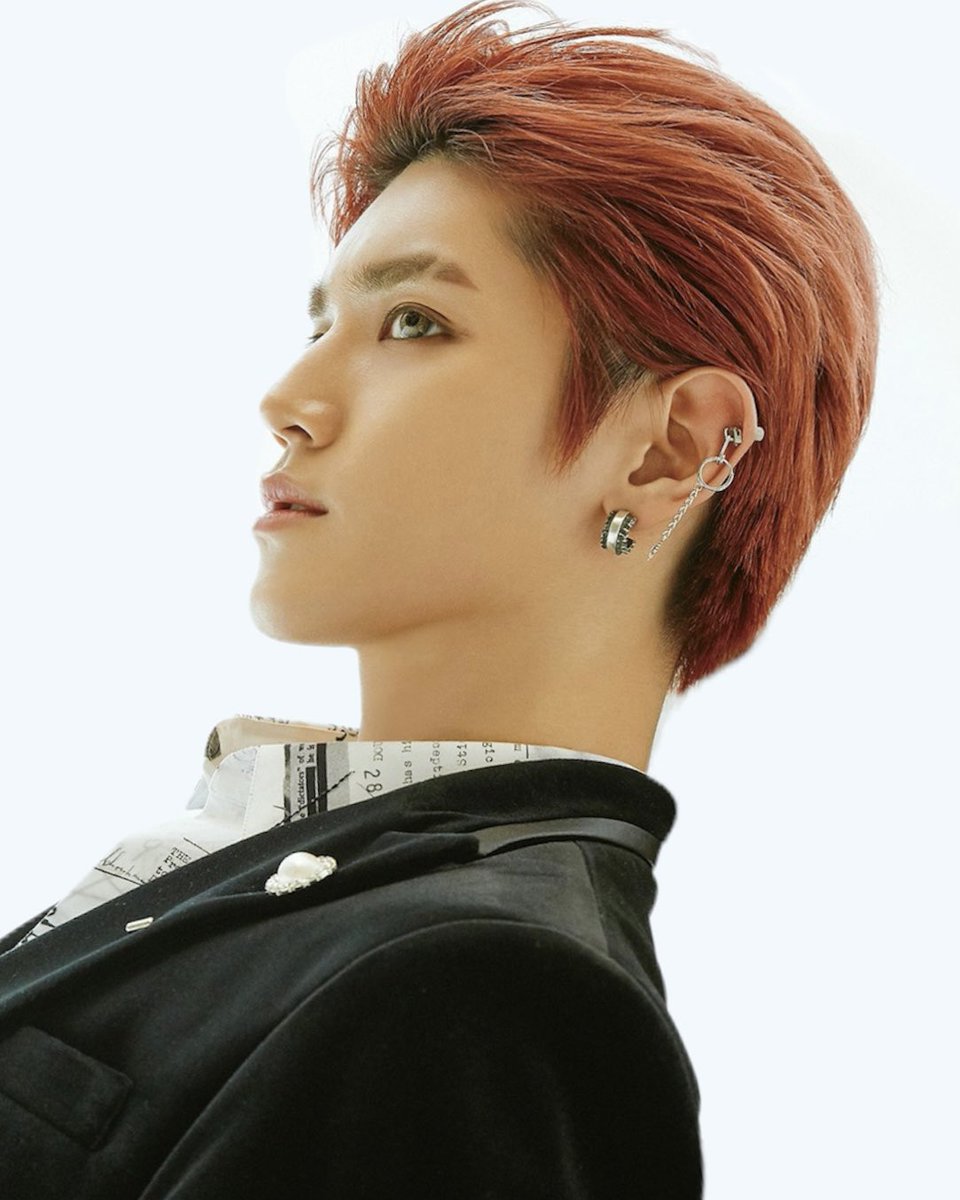 105 days left until #TAEYONG returns from military service 🏃‍♀️🏃‍♂️