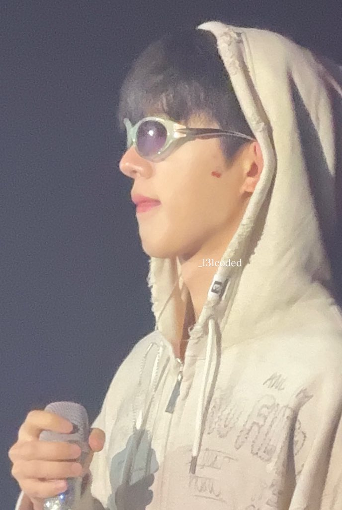 _131coded's tweet image. cherry boi #2025THELASTPARADEINMANILA #THELASTPARADEINMANILA