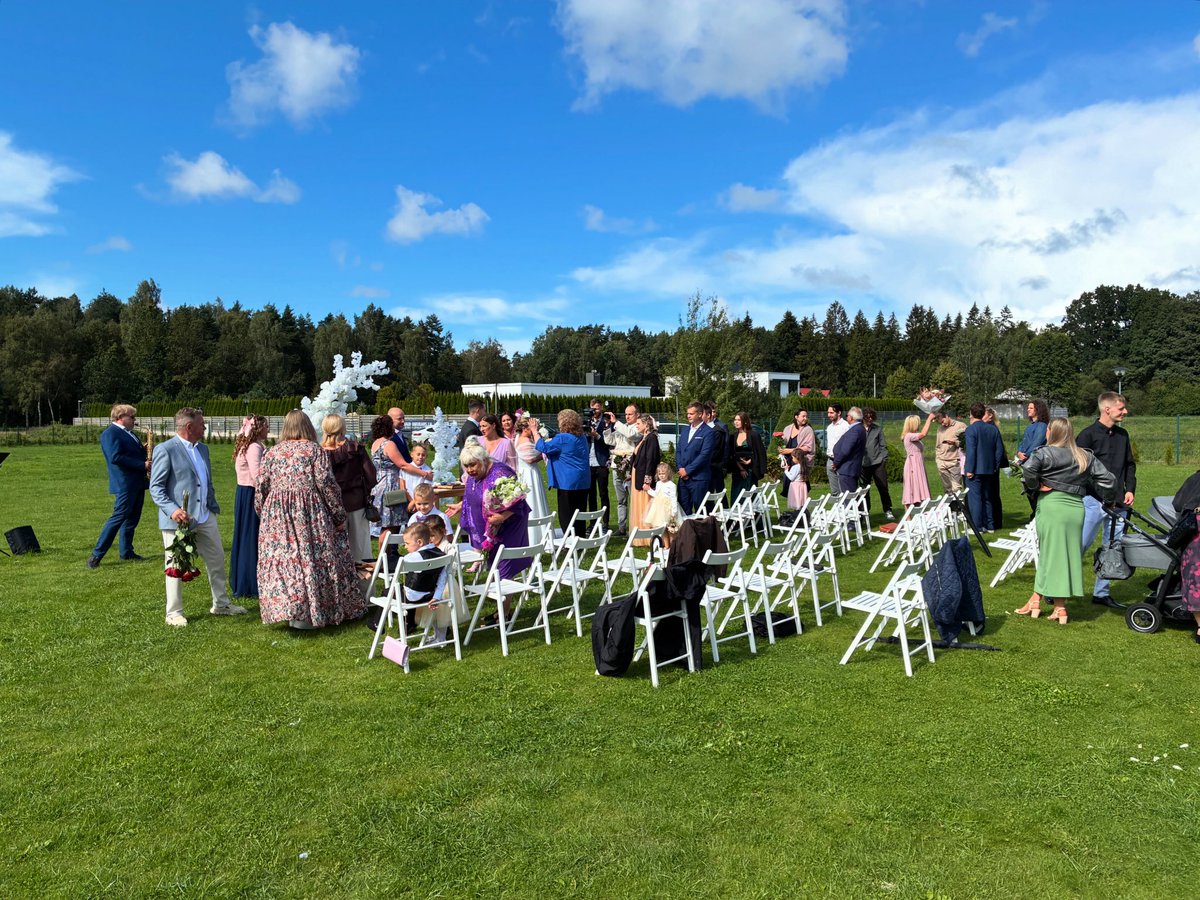 vkoralis's tweet image. Kristības ģimenes mājās, viesu mājās un pilīs. 

Svētki un ikdiena ārpus reliģiskām organizācijām - ticu.lv
T. 29107312

#māja #sēta #dzimta #dzimtasīpašums  #kāzas #kristības #brīvticība #privātprakse #mācītājs