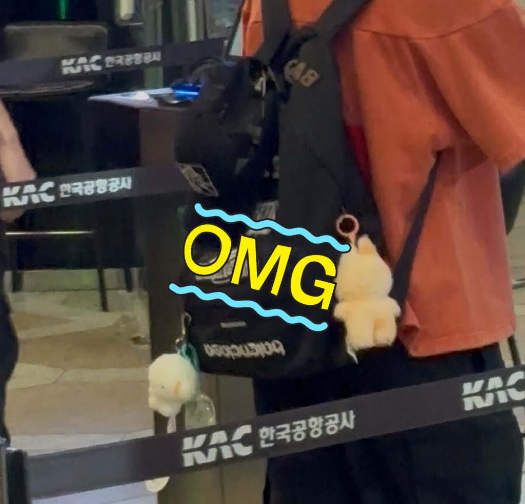 료 키링 라부부 코기뮹있는거너무 귀여움🥹
りょうのリュックにこぎみゅんいた🥹
 #료 #リョウ #RYO