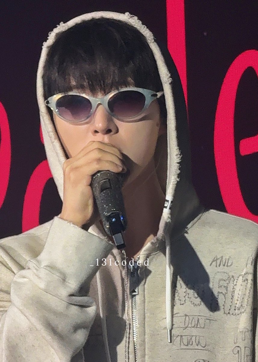 _131coded's tweet image. 😭🩷 #THELASTPARADEINMANILA #2025THELASTPARADEINMANILA