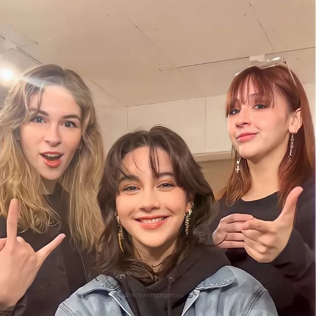 Krimson_King1's tweet image. Criancas mexicanas que se desarrollaron muy bien y con un talento que no les cabe en el cuerpo!!! @TheWarningBand2 
@SChecoPerez 
#ChecoIsBack