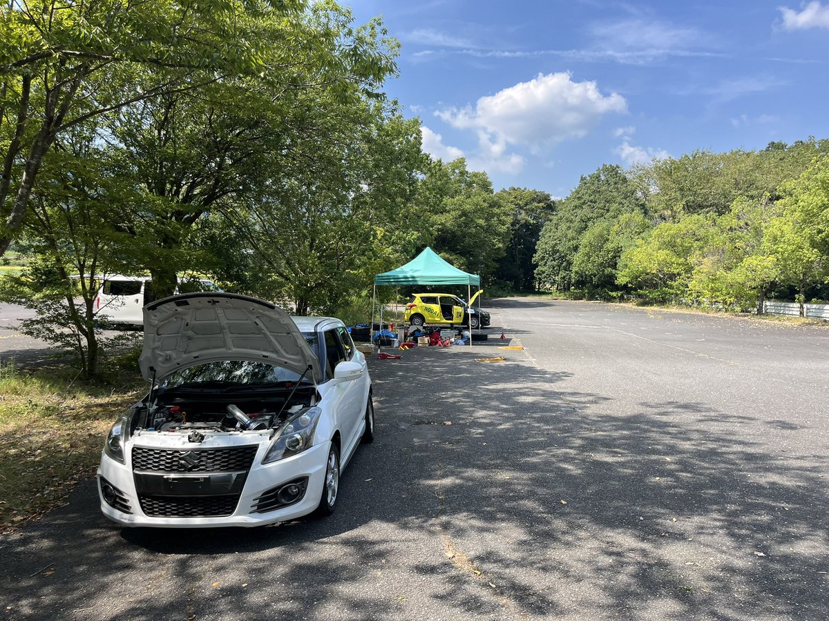 本日は茨城中央サーキットにてジムカーナ練習を行いました！
新入生は初のジムカーナ練習を楽しそうに取り組んでおりました😊
明日も頑張ります💪
#ジムカーナ
#農大
#自動車部