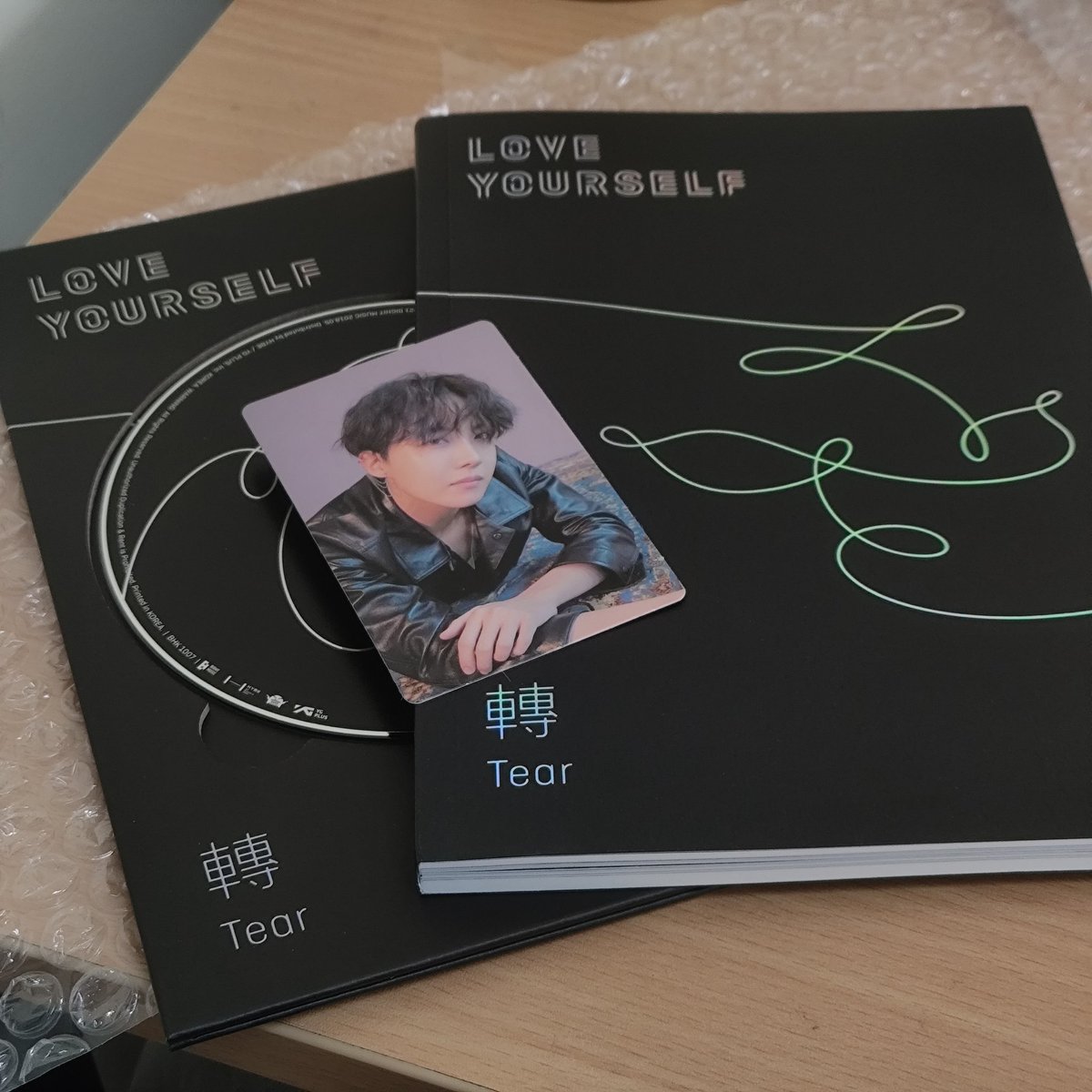 honnie⁷🍉 (@yoongeiic) on Twitter photo LOOK WHO ARRIVED TODAYYY 😭😭 I'm so happy my hands were literally shaking because it was such overwhelming experience to say the least and to even hold it in my hand AND I PULLED HOBI I'M SO GRATEFUL <a href="/Iovedkoo/">k⁷ {ia/slow}</a> you have made my year I'll treasure this and this moment all my life LOOK WHO ARRIVED TODAYYY 😭😭 I'm so happy my hands were literally shaking because it was such overwhelming experience to say the least and to even hold it in my hand AND I PULLED HOBI I'M SO GRATEFUL <a href="/Iovedkoo/">k⁷ {ia/slow}</a> you have made my year I'll treasure this and this moment all my life