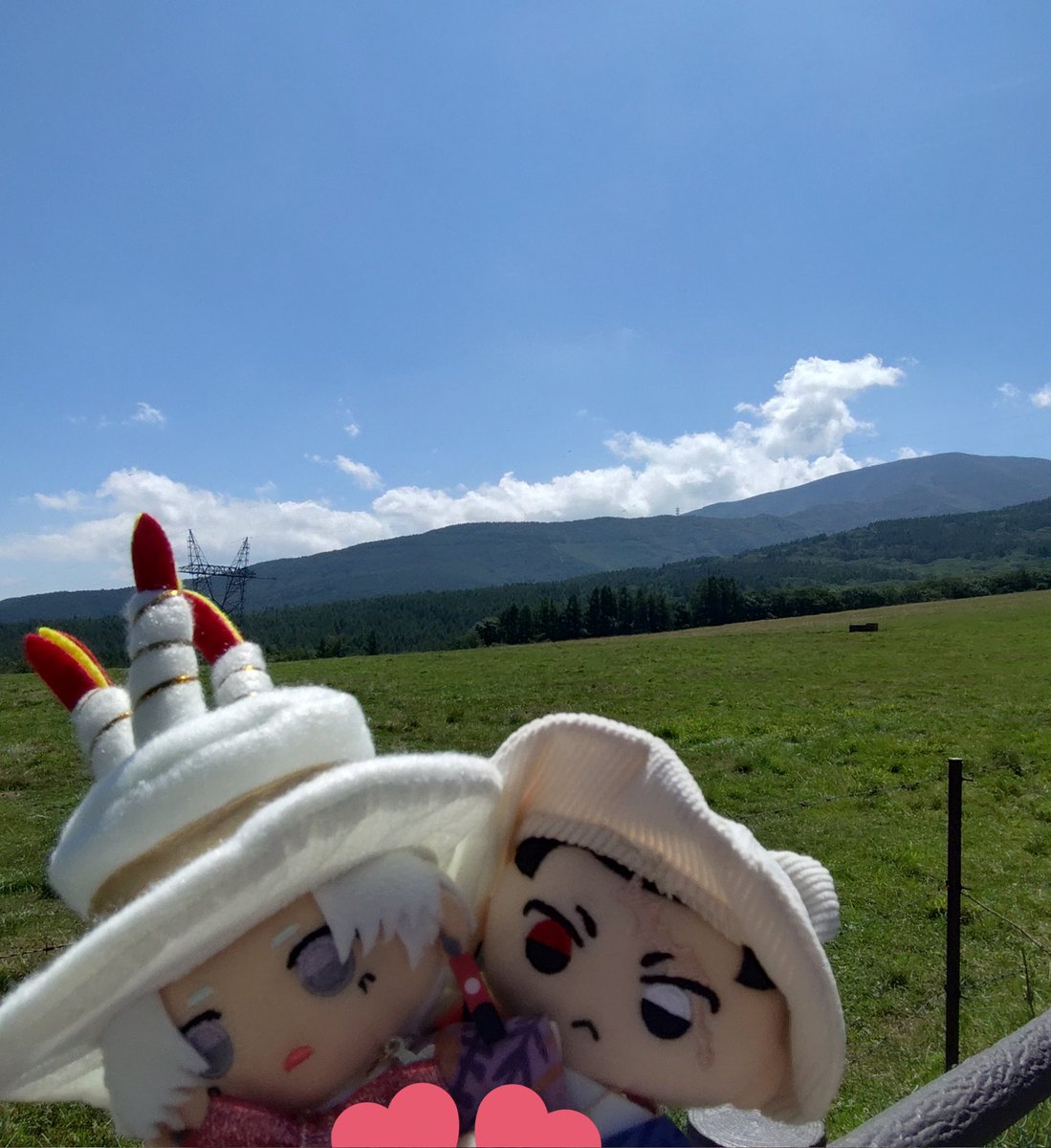 今日は2人をドライブに連れて行ったよー🚗牛見せてあげたかったけど今日はいなかった😂