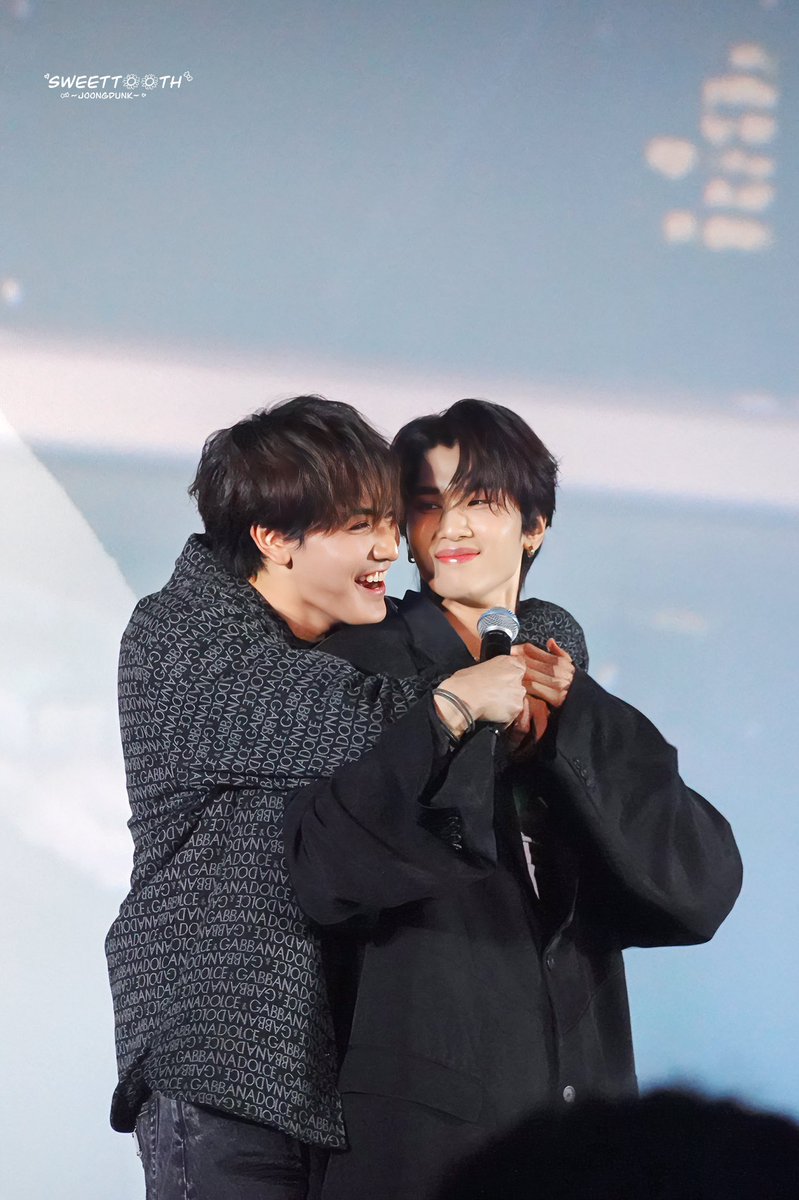 Chang bay màu (@chan_969696) on Twitter photo 012. Please repost/quote the article, add your name + icon to avoid spam:
"JoongDunk are my youth, irreplaceable!" (♡ Channn ♡)
JOONGDUNK IN ROME D1
#JD1stFMinRomeD1
<a href="/dunktrend/">DUNK TREND</a> 012. Please repost/quote the article, add your name + icon to avoid spam:
"JoongDunk are my youth, irreplaceable!" (♡ Channn ♡)
JOONGDUNK IN ROME D1
#JD1stFMinRomeD1
<a href="/dunktrend/">DUNK TREND</a>