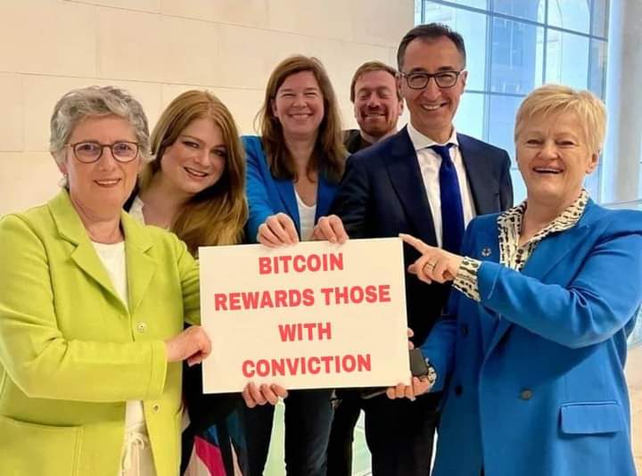 Bitcoin has once again become the leading cryptocurrency in daily transaction fees, overtaking Ethereum for the first time in three years ....