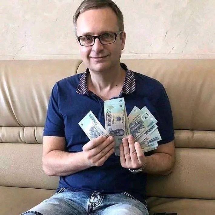 Congratulations on your successful cash-out from my trading platform! 🎉💸 This is a huge accomplishment that shows your hard work and expertise. Keep up the great work and continue to reach for the stars! You've got the courage and determination to succeed in your trading career