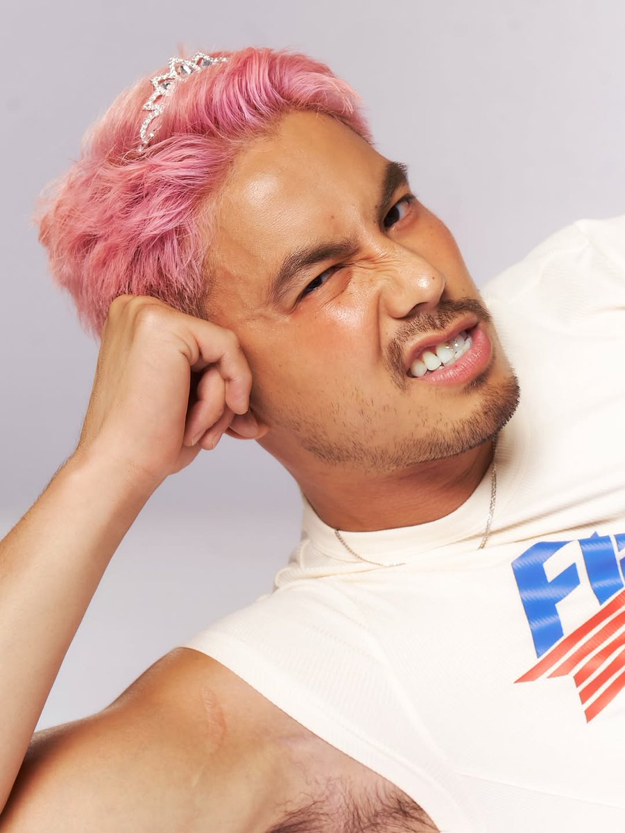 SharkiesOFC's tweet image. Just serving looks and vibes. 🔥

#Dreamboi #TonyLabrusca