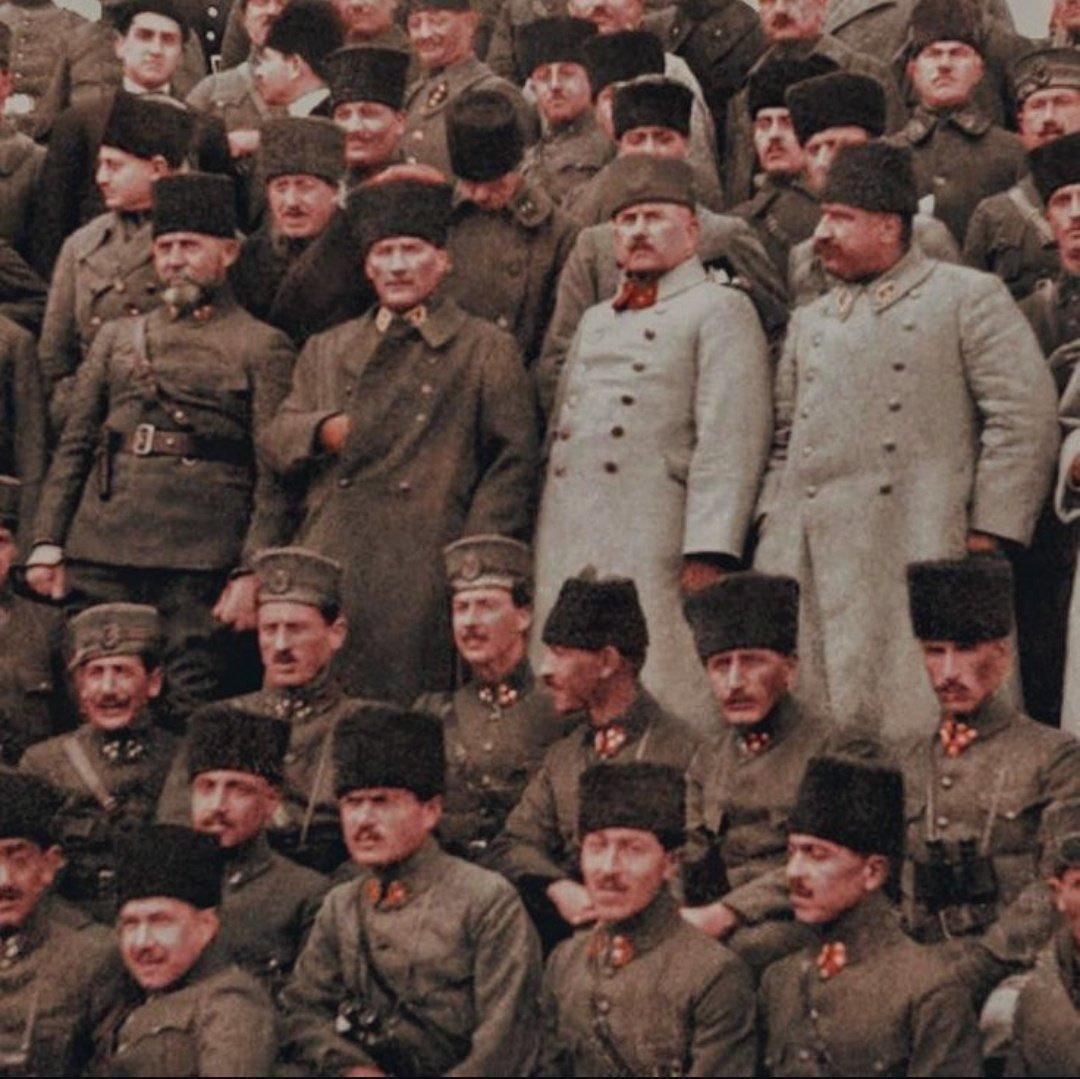 SigortaEta's tweet photo. 30 Ağustos Zafer Bayramımız kutlu olsun. Ebedi Başbuğumuz Gazi Mustafa Kemal Atatürk'e ve silah arkadaşlarına saygıyla...🇹🇷 https://t.co/GBzjRmJWGF