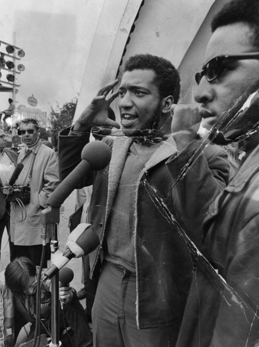SebastianAvenue's tweet image. Happy Birthday Fred Hampton.