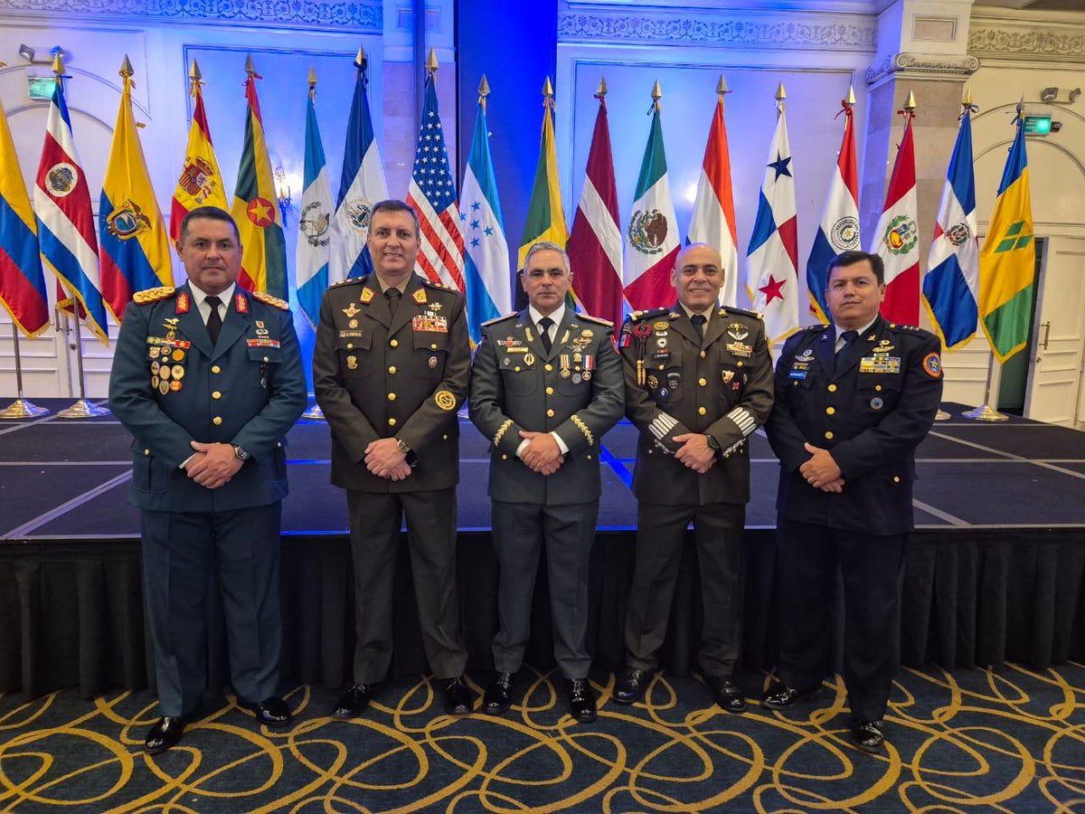 Fuerzas Militares tweet media