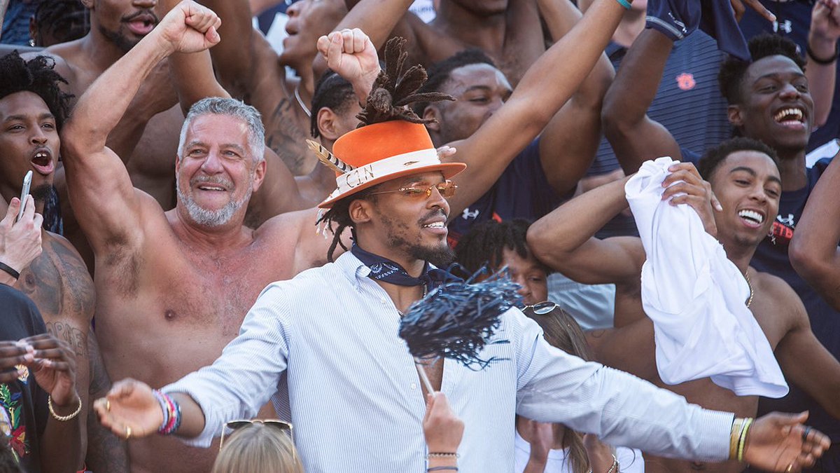 AUFAMILY's tweet photo. Waking up today like… https://t.co/UV8nsjSc8X