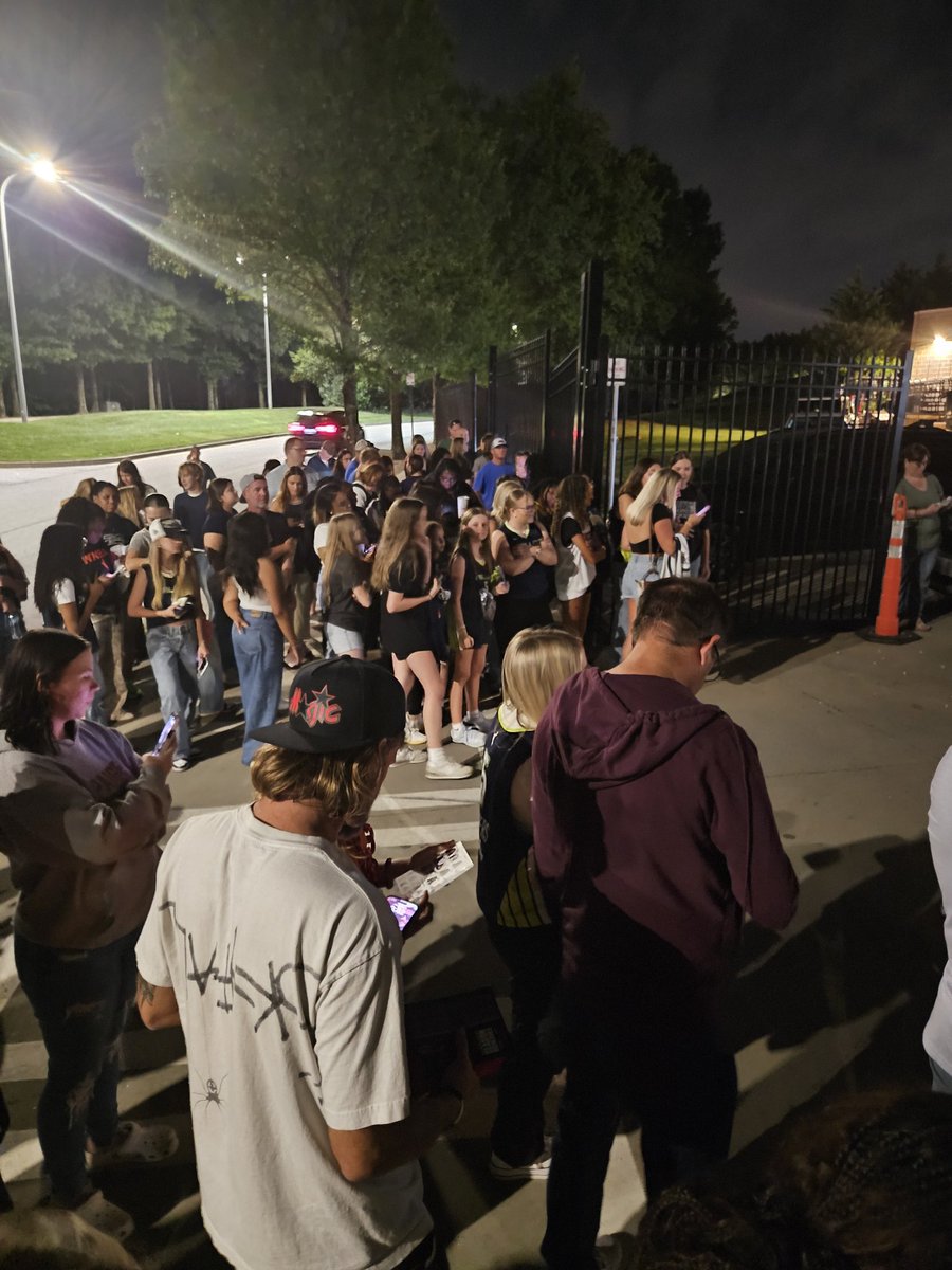 Birthday trip to see Paige Bueckers play! ❤️ <a href="/DallasWings/">Dallas Wings</a>