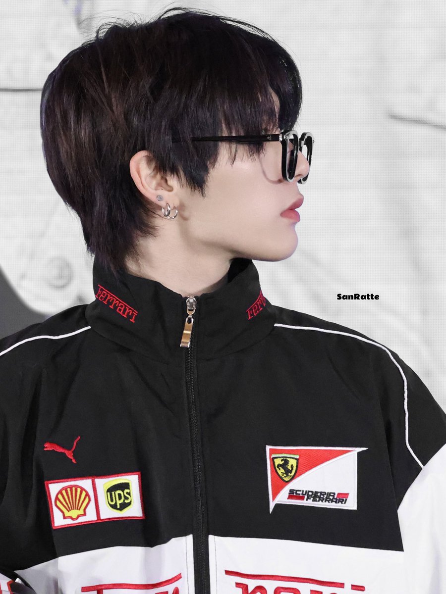 250830

🏎️

#태산
#보이넥스트도어 
#TAESAN
#BOYNEXTDOOR
#テサン
#韩泰山