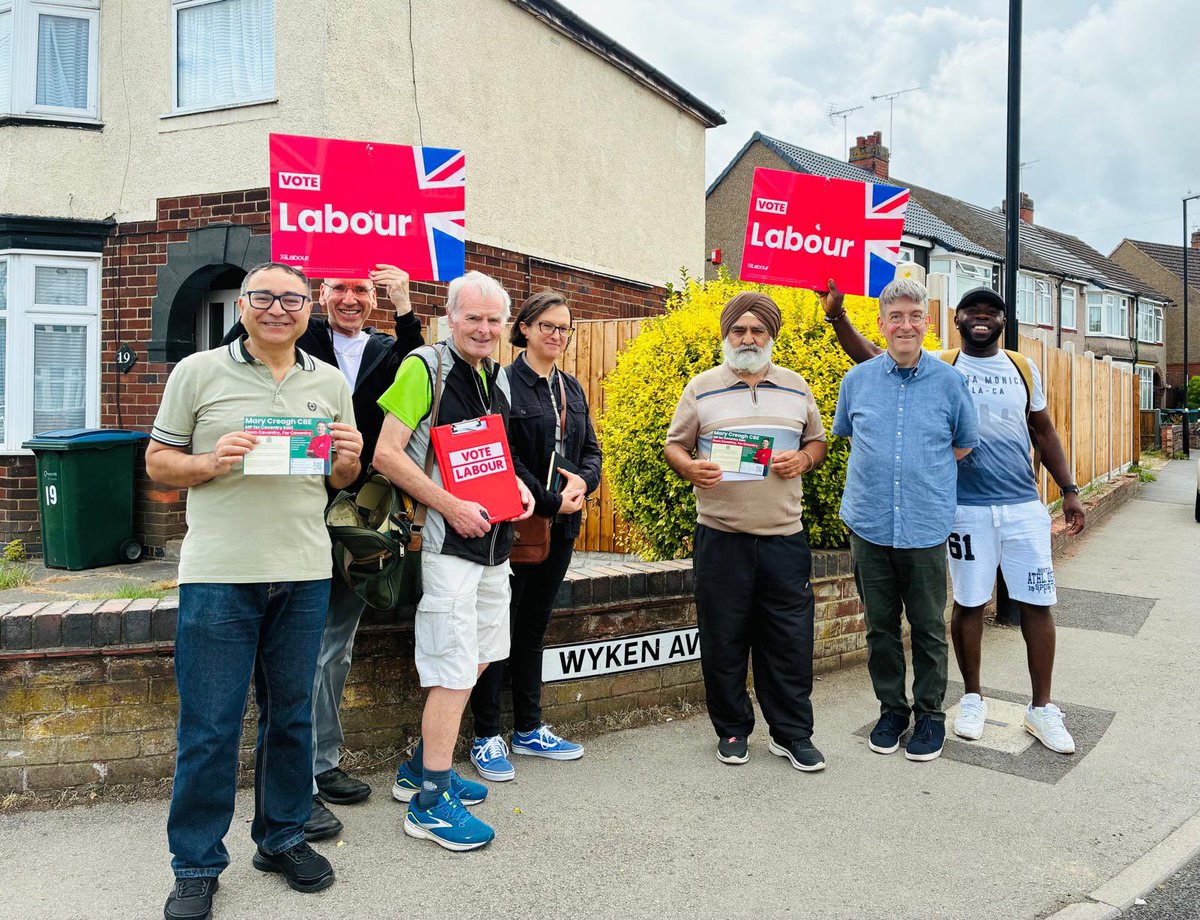 Great to be out speaking to residents in Wyken Ave, Kelvin Ave, Olive Ave, and Sewall Hwy this morning. Few issues raised regarding roads and access which I’ll be getting back to residents on. 

If we weren’t able to speak to you today, please do get in touch if we can help.