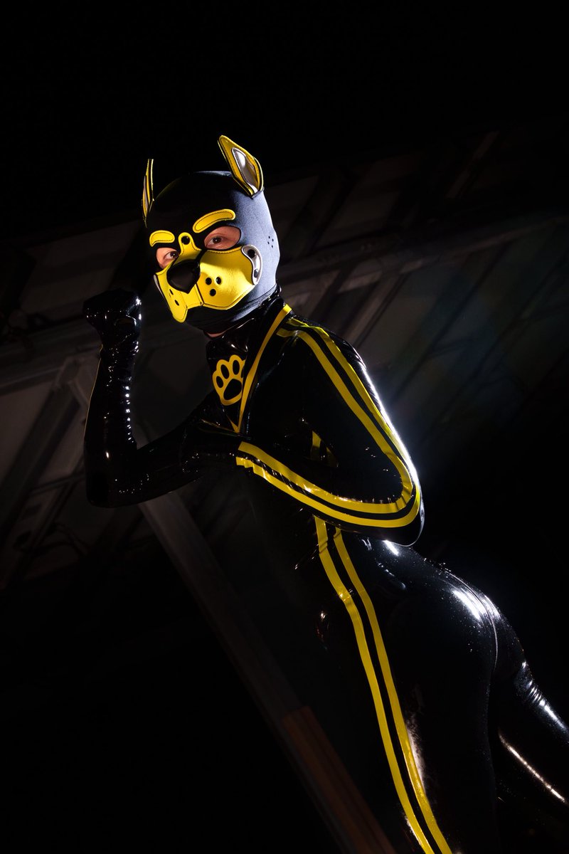 翹臀！！
-
📷： <a href="/Rubber_ruru/">阿儒</a>
