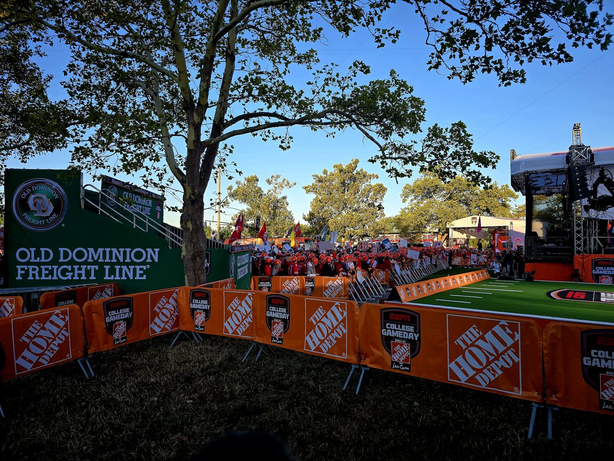 AnthonyRothman's tweet image. The hype is real.
#Buckeyes #Longhorns #CBus