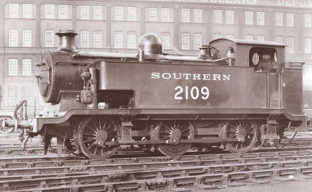 StealthNinja5 Mixed Media Art (@ninja5stealth) on Twitter photo <a href="/CannonConye/">Conye Cannon - Extraordinary E2</a> Please, Bachmann! An LBSCR Class E2 tank engine, both regular AND extended side tanks version (even in blue livery)! owo
Only Hornby has done it before, but it wasn't enough, just like how it was with the 9F tender engine (manufactured by both Hornby and Bachmann). <a href="/CannonConye/">Conye Cannon - Extraordinary E2</a> Please, Bachmann! An LBSCR Class E2 tank engine, both regular AND extended side tanks version (even in blue livery)! owo
Only Hornby has done it before, but it wasn't enough, just like how it was with the 9F tender engine (manufactured by both Hornby and Bachmann).