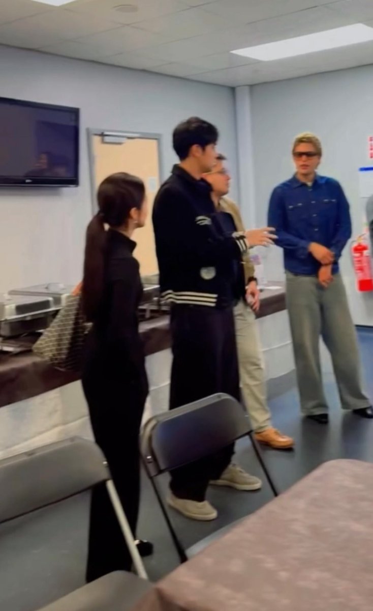 Break a leg, Donny and Belle! Enjoy tonight!

ASAP UNITED KingDONBELLE

#DonBelle #LonDONBELLEDiaries
#DonnyPangilinan #BelleMariano