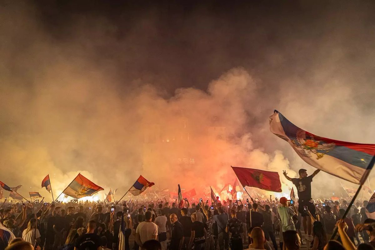 Pet godina nakon 30. avgusta 2020. jasno je da taj datum nije bio početak oslobođenja, već organizovani i sa strane pomognuti projekat urušavanja temelja crnogorske države i društva. Od tada se Crna Gora suočava sa najdubljom političkom, institucionalnom i društvenom regresijom