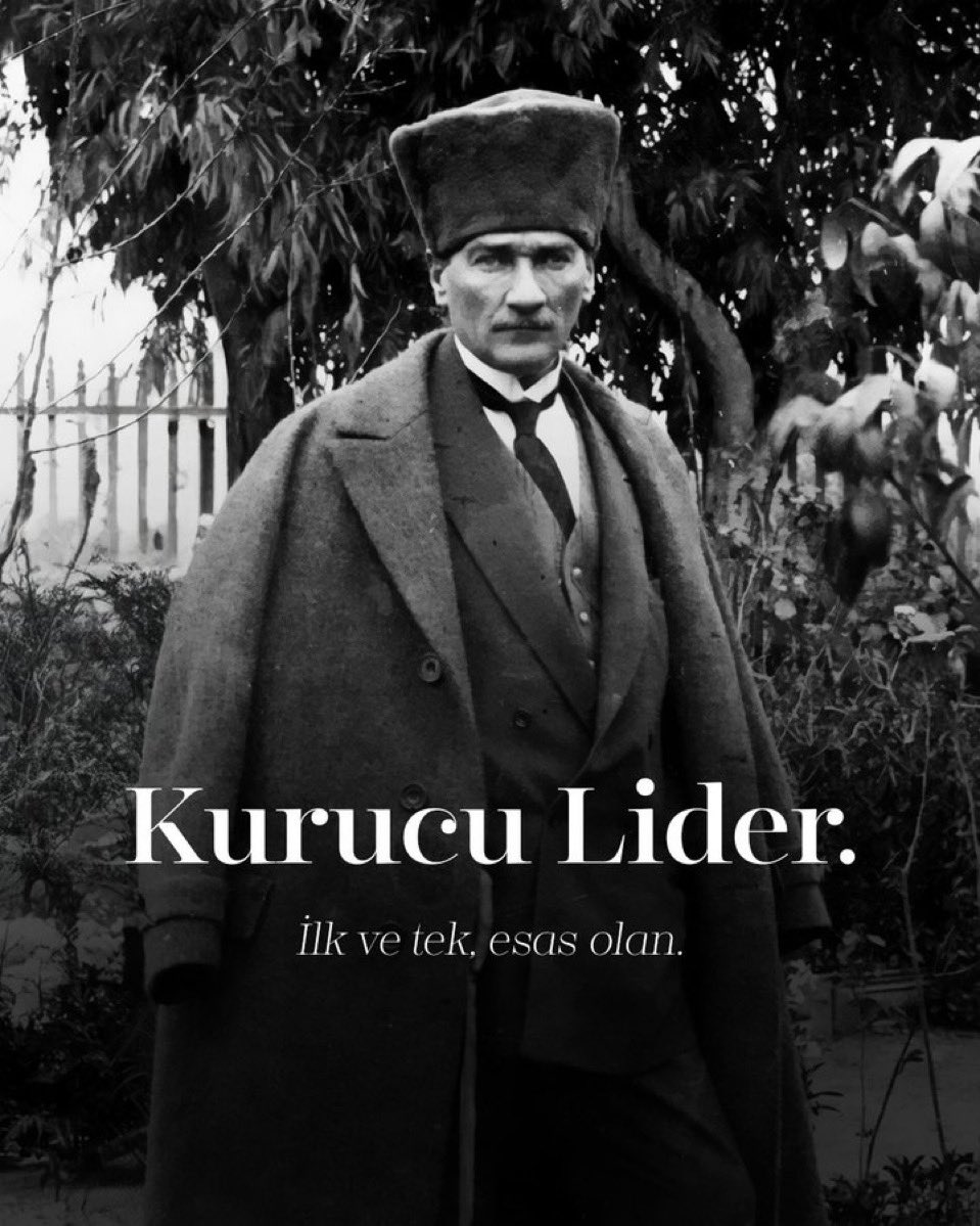 ozlem3439's tweet photo. Türkiye Cumhuriyeti Devletinin kurucu Lideri
#gazimustafakemalatatürk❤️
#30ağustoszaferbayramımızkutluolsun 🇹🇷🙏🏻🇹🇷 https://t.co/gG8FG5hqwn