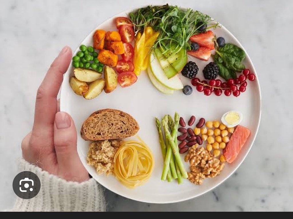 ParminderK42490's tweet image. 🌾 Punjab’s food is a celebration of taste &amp;amp; togetherness — from sarson da saag &amp;amp; makki di roti to lassi &amp;amp; paranthas, every meal is served with love. ❤️
#PunjabiFood #FoodWithLove