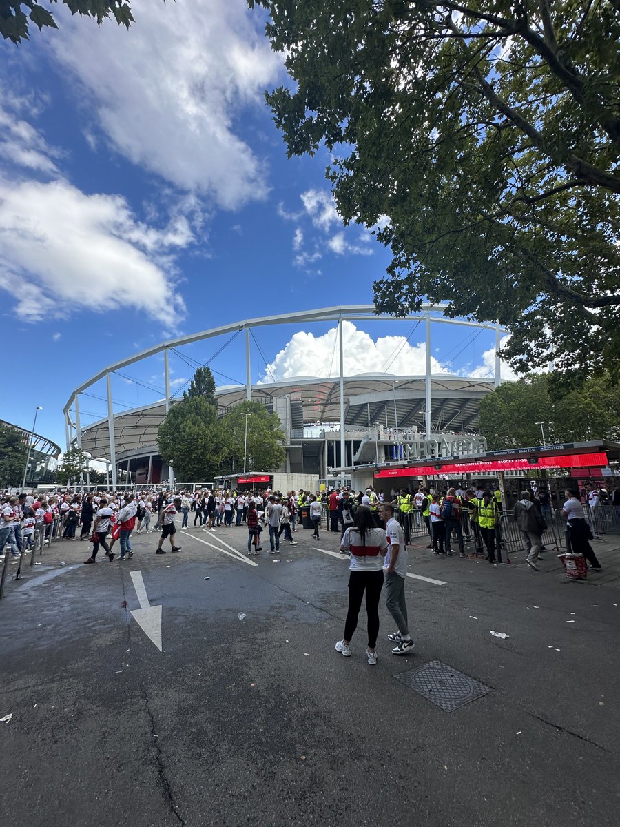 Sieht scheiße aus oder so? #vfbbmg