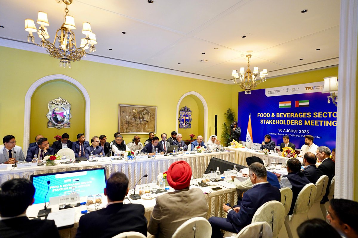 युवा बिहारी चिराग पासवान (@ichiragpaswan) on Twitter photo Engaged in an insightful dialogue with F&B industry leaders in Mumbai alongside H.E. Dr Thani bin Ahmed Al Zeyoudi and Shri <a href="/PiyushGoyal/">Piyush Goyal</a> ji. We explored ways to deepen India–UAE collaboration in food processing & agri-food trade and addressed exporters’ challenges.I invited all Engaged in an insightful dialogue with F&B industry leaders in Mumbai alongside H.E. Dr Thani bin Ahmed Al Zeyoudi and Shri <a href="/PiyushGoyal/">Piyush Goyal</a> ji. We explored ways to deepen India–UAE collaboration in food processing & agri-food trade and addressed exporters’ challenges.I invited all