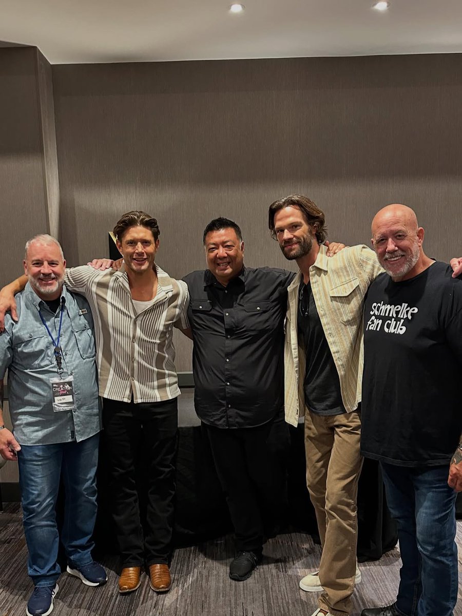 J_AcklesNews's tweet photo. Some photos from last weekend at the #SPNAustin convention.
(2/2)

#JensenAckles #JaredPadalecki #AustinCon #spnaus #SPNFamily

🔗https://t.co/XOksKzvd40 https://t.co/58FDRGbTZJ