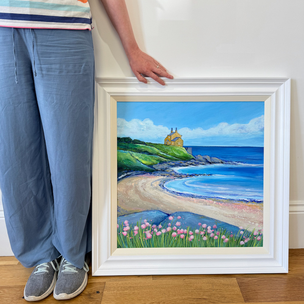 Joanne_Wishart's tweet photo. New Original Painting🎨
My 2nd new painting to be released this week is 'Bathing House Beach'
This scene on the Northumberland coast near Craster is a vibrant view of the Bathing House over looking a secluded sandy beach.
#Northumberlandart #WomensArt #Bathinghouse #coast https://t.co/5ziw2lwfgv