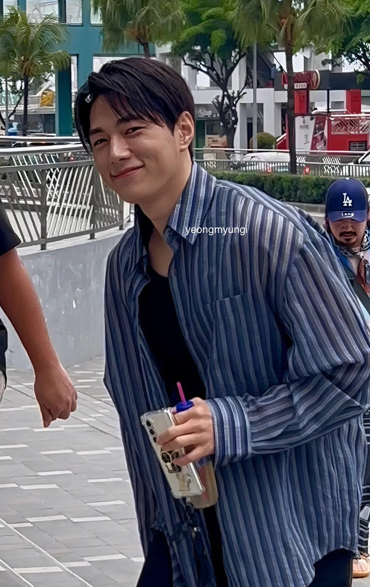 yeongmyungi's tweet image. 250830 

I hope you get the rest you deserve 🥺
See you next year!