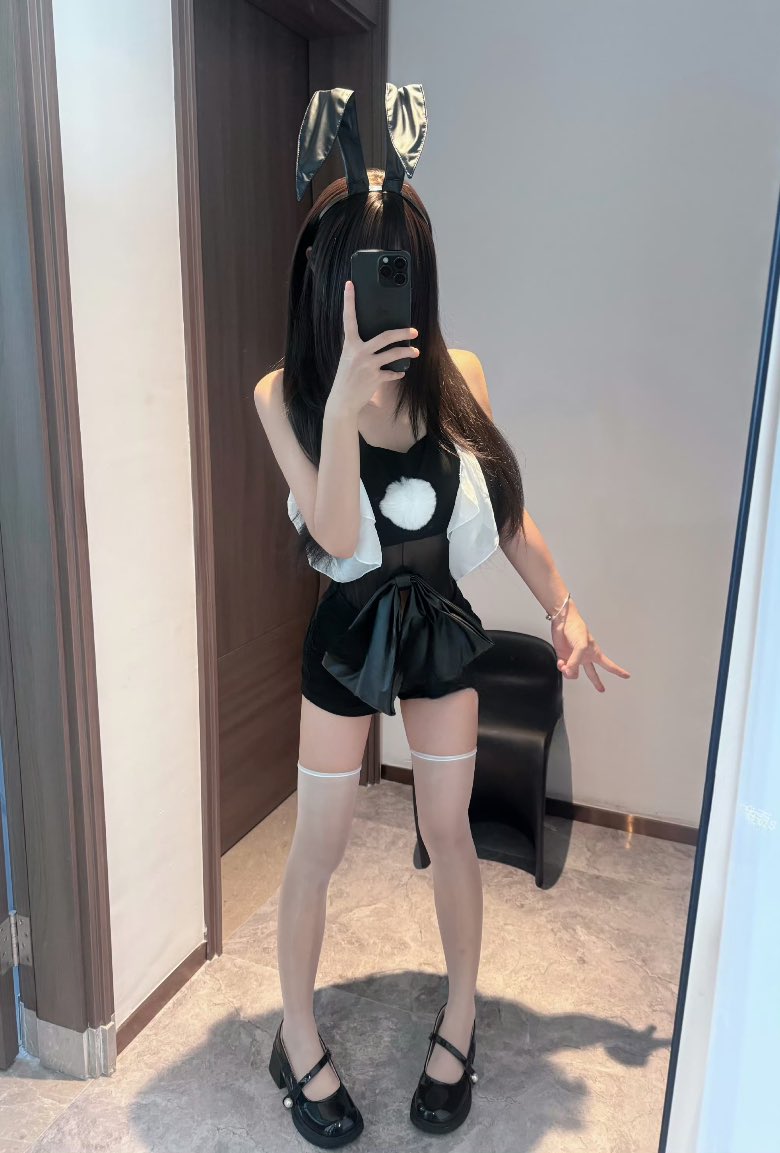 🖤🖤