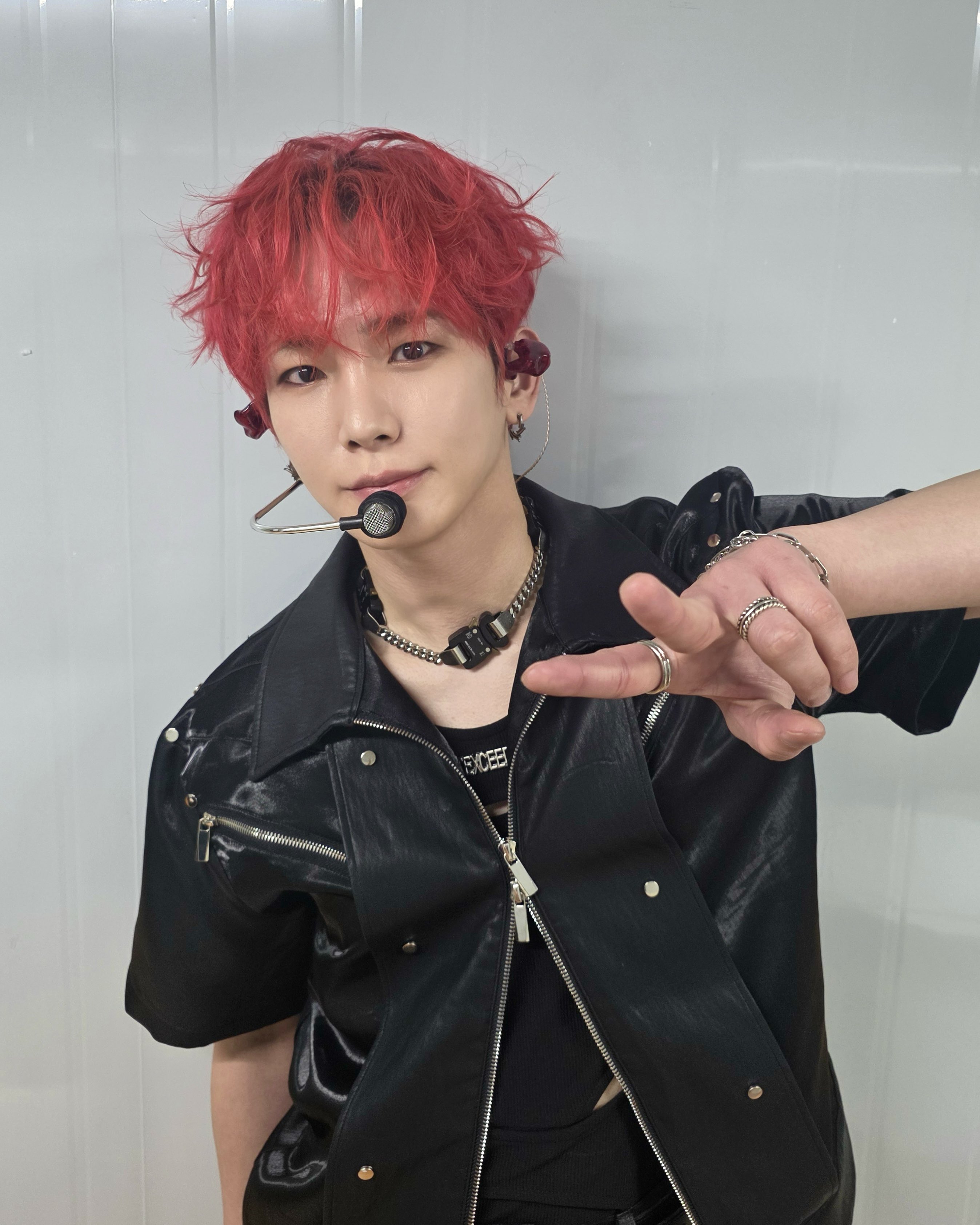 ゆきⓀⒺⓎ⁹²³ 🪽HUNTER (@shinee_keylove1) / X