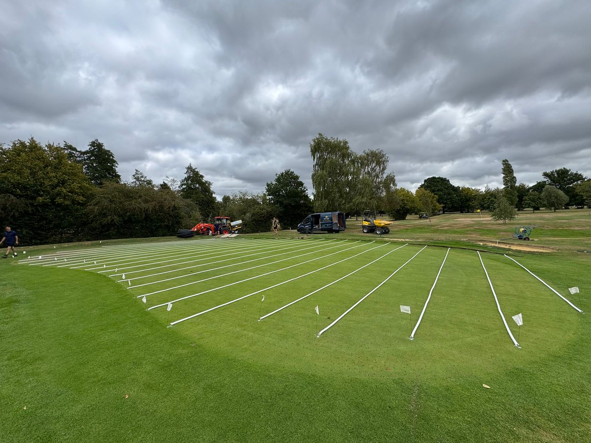 DjukeLtd's tweet photo. This week #djuke have been busy installing @hydrowick into 3 more greens at Tenterden Golf Club !
#sportsturf #sportsturfdrainage #drainagesolutions #sportsturfmanagement #golf https://t.co/saXOBdIGEZ