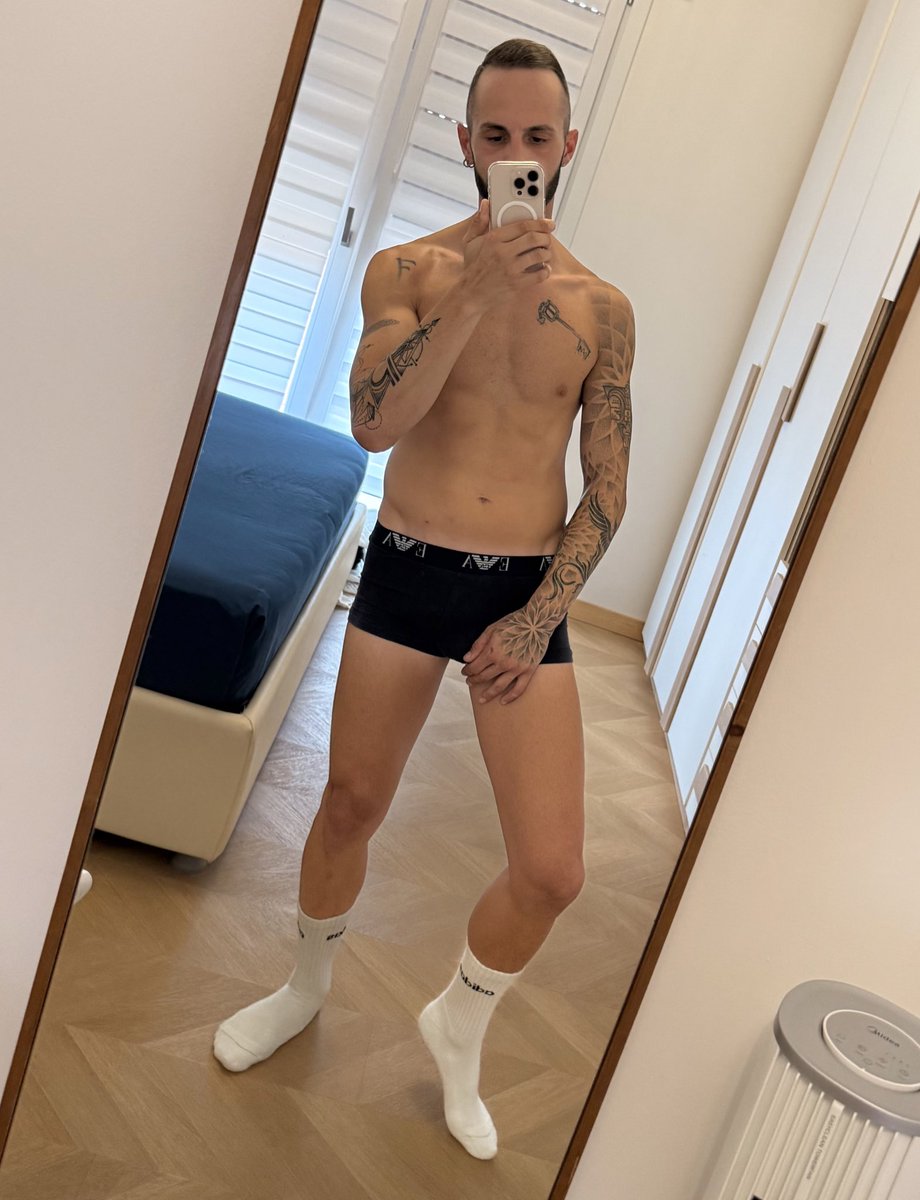 syncro90's tweet image. 😏
ig syncro09