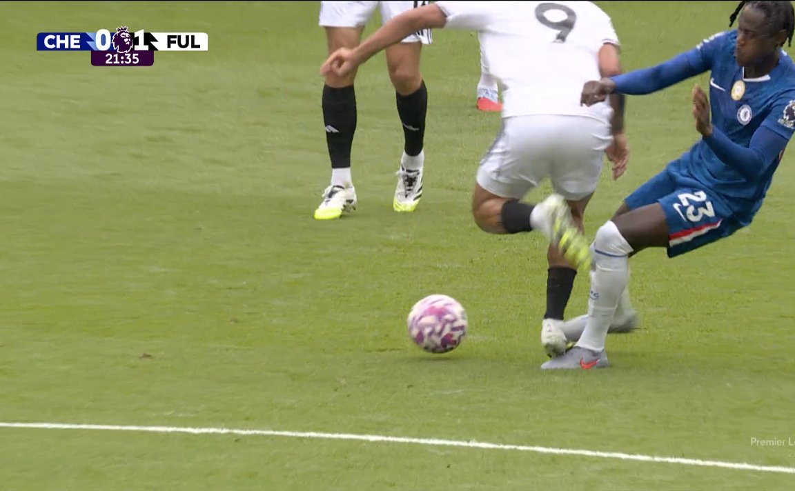 Gameweek 1: Eze free kick disallowed because of "wall interference"

Gameweek 2: Chelsea goal allowed to stand despite clear foul on Paqueta

Gameweek 3: Fulham goal disallowed because of a "foul" in build up

VAR has been Chelsea's best signing this season!

#Chelsea #CHEFUL