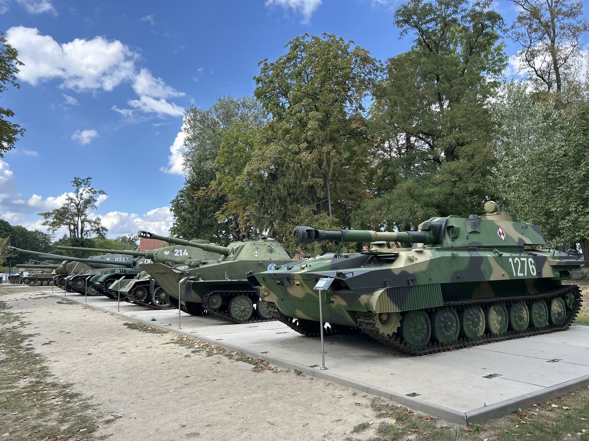 hirshiy's tweet image. #ラドム難民