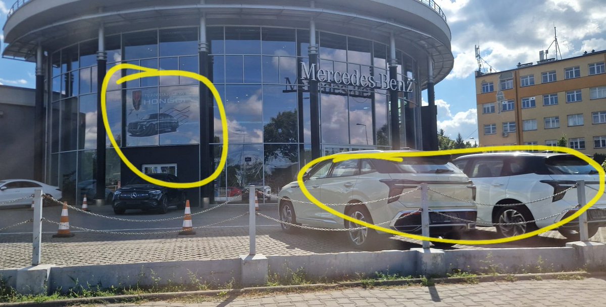 Guy Burden (@guyinflight) on Twitter photo Well this is VERY interesting; our local <a href="/MercedesBenz/">Mercedes-Benz</a> dealer is now co-sharing with <a href="/HongqiGlobal/">HONGQI</a>.
Is this happening in the UK or elsewhere <a href="/ListerLawrence/">Lawrence Whittaker</a> <a href="/SimonCarGuy/">Simon Lane</a> <a href="/SteveFowler/">Steve Fowler</a> <a href="/AutoPap/">AutoPap</a> <a href="/lovecarindustry/">Car Industry Analysis</a> <a href="/nealteamgibson/">Neal Gibson</a> <a href="/Jim_Holder/">Jim Holder</a> <a href="/LUDENClassics/">LUDEN Automotive</a> <a href="/Tim_Oldland/">Tim Oldland</a> ? Well this is VERY interesting; our local <a href="/MercedesBenz/">Mercedes-Benz</a> dealer is now co-sharing with <a href="/HongqiGlobal/">HONGQI</a>.
Is this happening in the UK or elsewhere <a href="/ListerLawrence/">Lawrence Whittaker</a> <a href="/SimonCarGuy/">Simon Lane</a> <a href="/SteveFowler/">Steve Fowler</a> <a href="/AutoPap/">AutoPap</a> <a href="/lovecarindustry/">Car Industry Analysis</a> <a href="/nealteamgibson/">Neal Gibson</a> <a href="/Jim_Holder/">Jim Holder</a> <a href="/LUDENClassics/">LUDEN Automotive</a> <a href="/Tim_Oldland/">Tim Oldland</a> ?