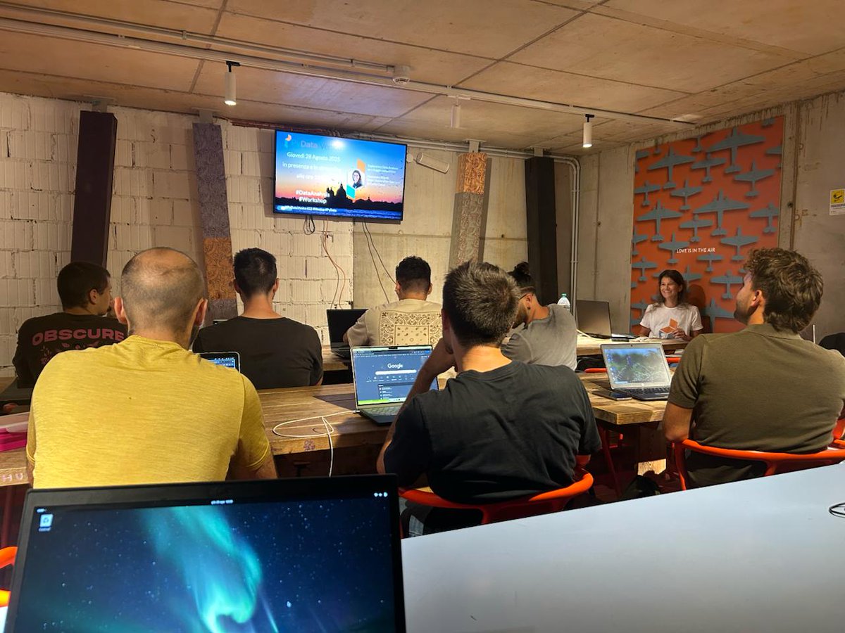 PydataVenice's tweet image. Qualche giorno fa si è tenuto il quarto incontro di quest'anno, #PyDataVenice #22.
Grazie a tutti per aver reso possibile questa serata !!
🎦 youtube.com/watch?v=0T720N…
💾 Noi ci vediamo giovedì 30 ottobre #SaveTheDate !!
#PyDataVE #22 #Meetup #PyData - #DataAnalysis #Workshop #EDA