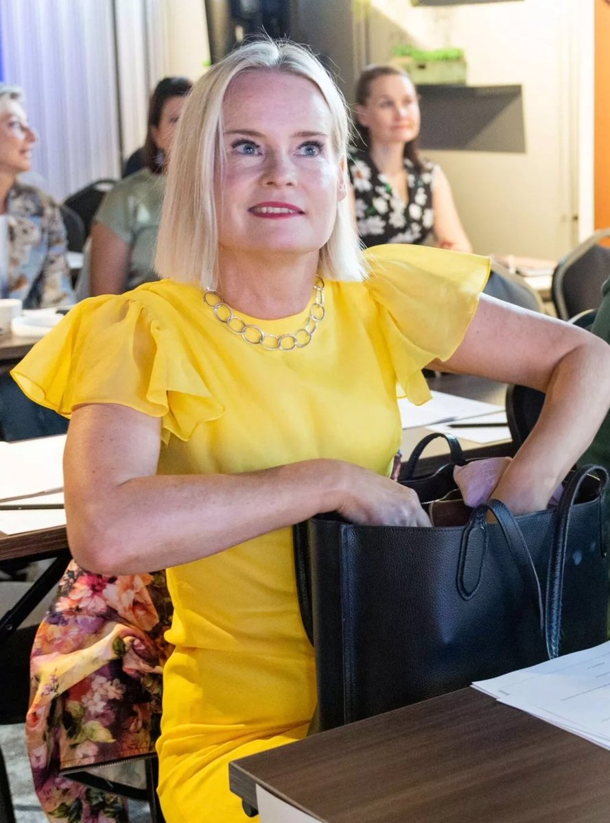 RaskasIhmine's tweet image. Onko riikan kassi tarkastettu?

#persut #scripta

- Lukuohje: Huumori