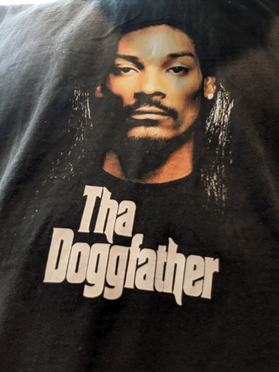 Said it before, saying it again and again: <a href="/eatsides/">Sides</a> in Bluewater is the GOAT of fried chicken. Chocolate BBQ dip is next level.

And shout out to the Sides team member who came over to tell she liked my Snoop t-shirt.