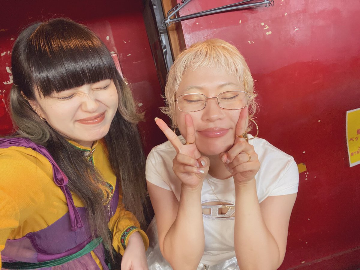 kanoerana7's tweet photo. VS1204 "あにまるいずむ " 灼熱Dayでした！！！
久々の再会に乾杯を！！！
俺たちのアニ(マル)サマはここ渋谷にあったぜ…！！！
懐かしくもあり色々なことを噛み締める夜☁️

勘弁してくれ、夏 https://t.co/vec9oTyy2S